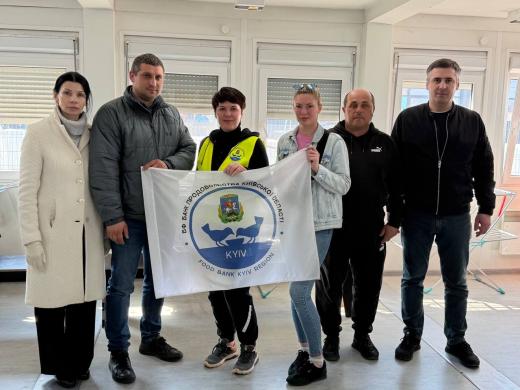 До модульного містечка у с. Демидів